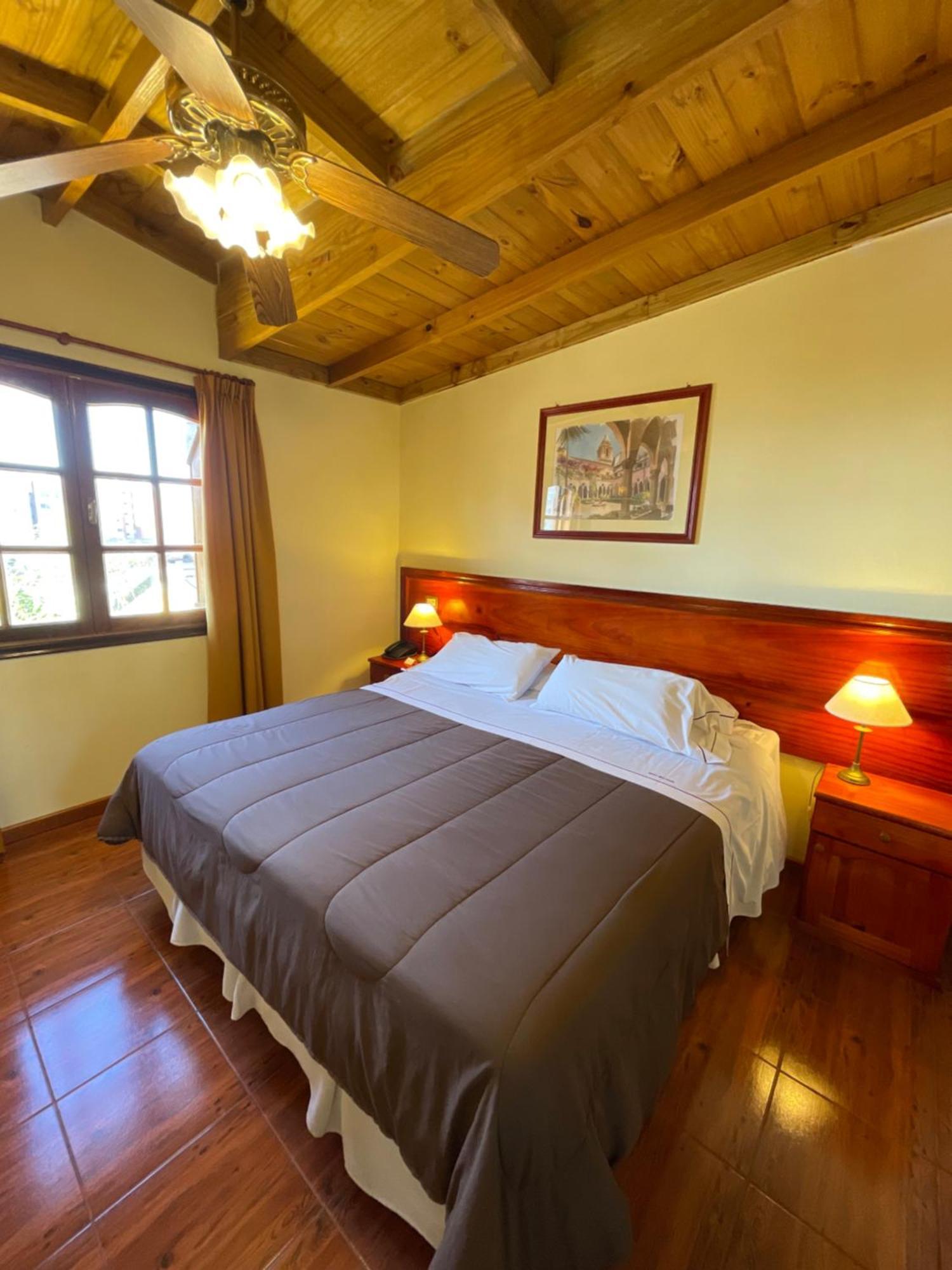 Hosteria Sirenuse Mar del Plata Bagian luar foto